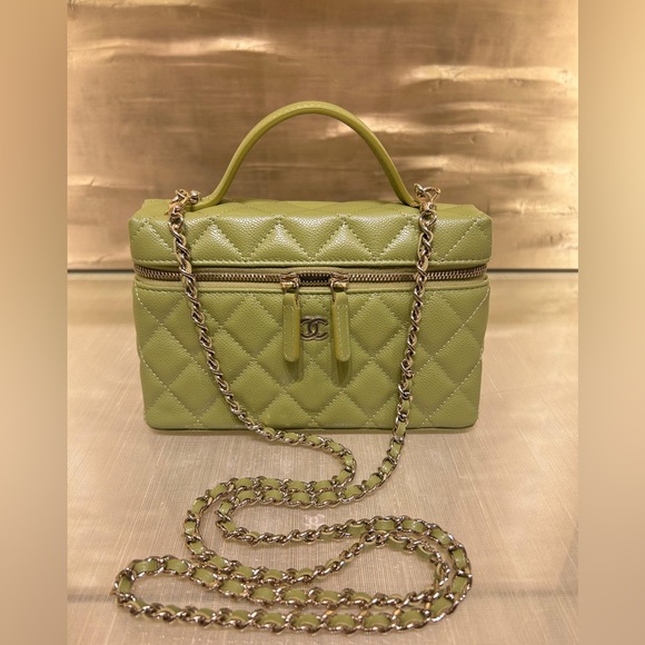 Meet your Posher, Kristian - Picture 1 of 1